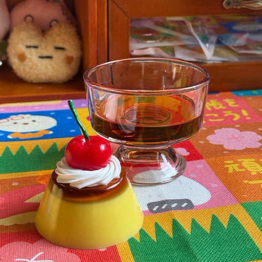 Pudding Dessert Retro Figurine
