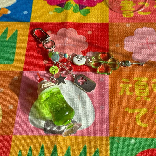 Green Cream Soda Clover Keychain